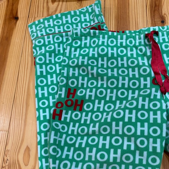 🎅🏼🎄Fleece Old‎ Navy Christmas Pajama Pants🎅🏼🎄 - Picture 3 of 7